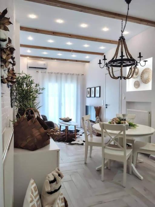 Old Town Luxe Suite W 100Mbps เทสซาโลนิกิ ภายนอก รูปภาพ